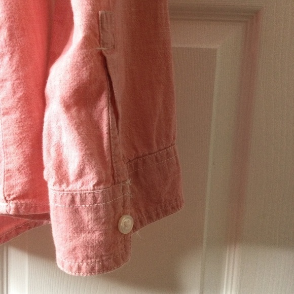 Old navy pinkish shirt large - Picture 8 of 10